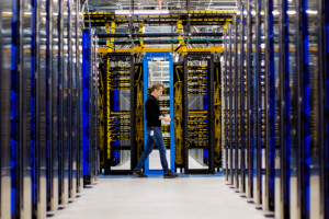 AWS et Microsoft chassent sur les terres des int�grateurs