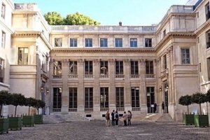 Le minist�re de l'�ducation nationale cibl� par une attaque