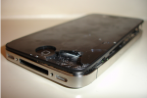 Des casses d'cran plus frquentes sur l'iPhone 4 ?