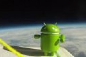 Google lance sa mascotte Android dans l'espace