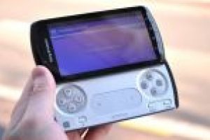 Des images du PSP phone de Sony Ericsson divulgu�es