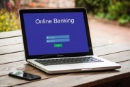 Les services bancaires en ligne adoptés, malgré quelques réticences