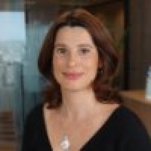 3 questions  Valrie Hnin, directrice ventes indirectes, CA Data Management & Nimsoft
