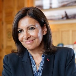Anne Hidalgo, actuelle maire de Paris, est candidate à l'élection présidentielle et représente le Parti Socialiste. (Crédit : Mairie de Paris)