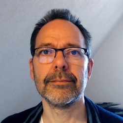   Notre assistant ALIE peut entre-autres effectuer des recherches dans la documentation technique des produits, pour cela, 600 000 pages d'informations techniques ont t inject , souligne Christian Muths, directeur data science chez ALE.