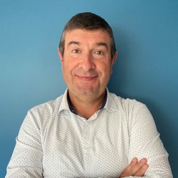  Notre AI Data Platform constitue la pile de donnes, elle prpare, fdre, protge et met  disposition le patrimoine data de l'entreprise dans de multiples environnements, en vitant les silos et la dpendance , assure Eric Bezille, directeur techniqu